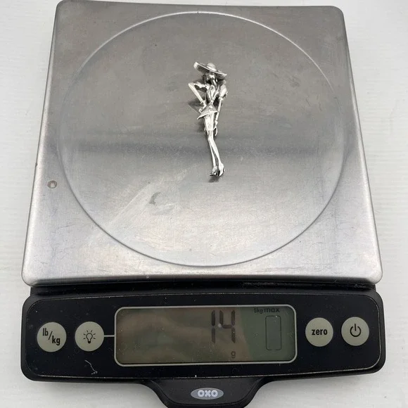 Sterling Silver 80s Diva Woman Big Hat Puff Sleeves Skirt Suit Heels Brooch Pin - Picture 6 of 6